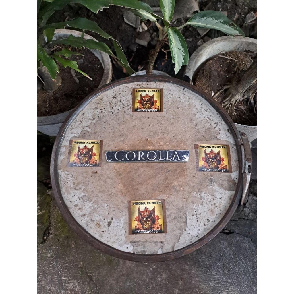 logo emblem body samping corolla ke20 ORIGINAL emblem corolla ke20 logo corolla ke20 emblem toyota c