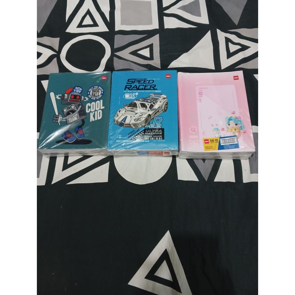 

BUKU TULIS DELI A5, 58 LEMBAR ISI 10 BUKU 1 PAK, BUKU SEKOLAH TEBAL KWARTO