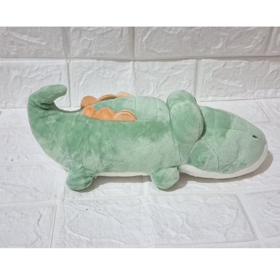 boneka buaya hijau crocodile boneka hewan binatang air bahan lembut mirip miniso