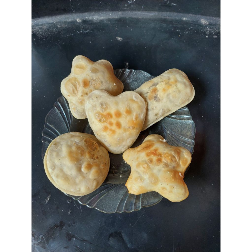 

cireng isi 17pcs khas bandung makanan gurih enak di goreng tidak meledak / cireng isi kornet ayam sosis bakso keju mix cemilan cireng paling enak