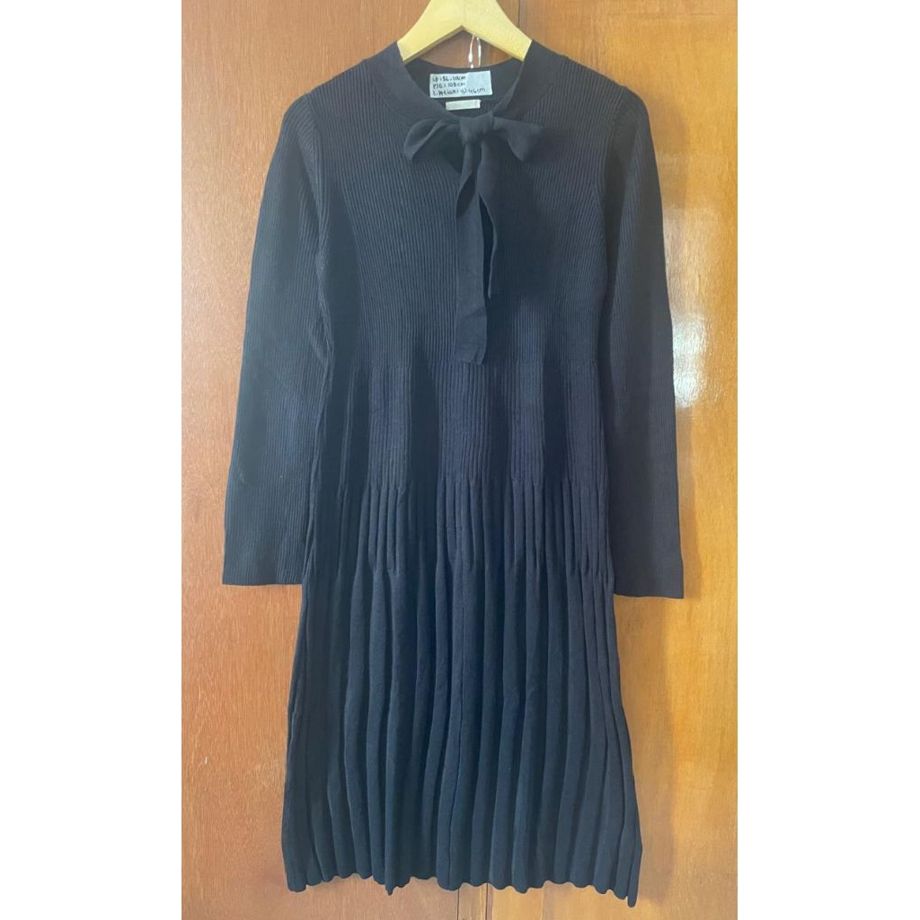 Dress knit/rajut, Brand GU (Global Uniqlo)