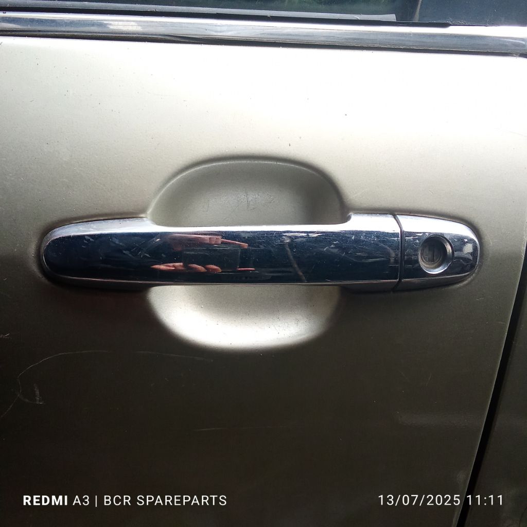 Handle Toyota Altis 2004