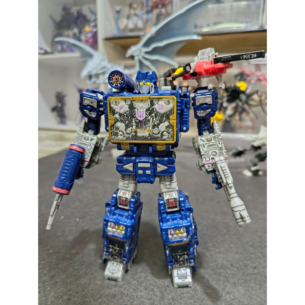 Transformers Siege Soundwave + laserbeak & ravage