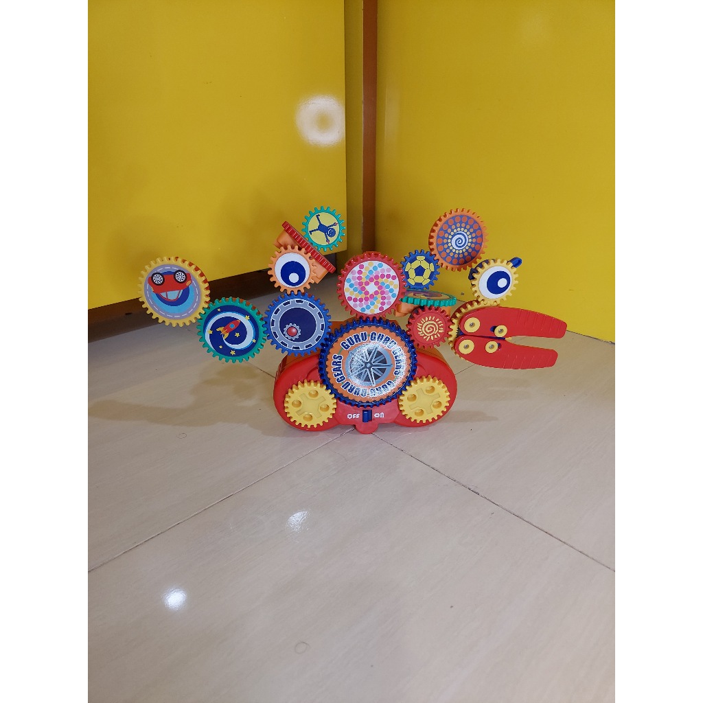 TAKARA TOMY GURU GURU GEARS - Second Preloved