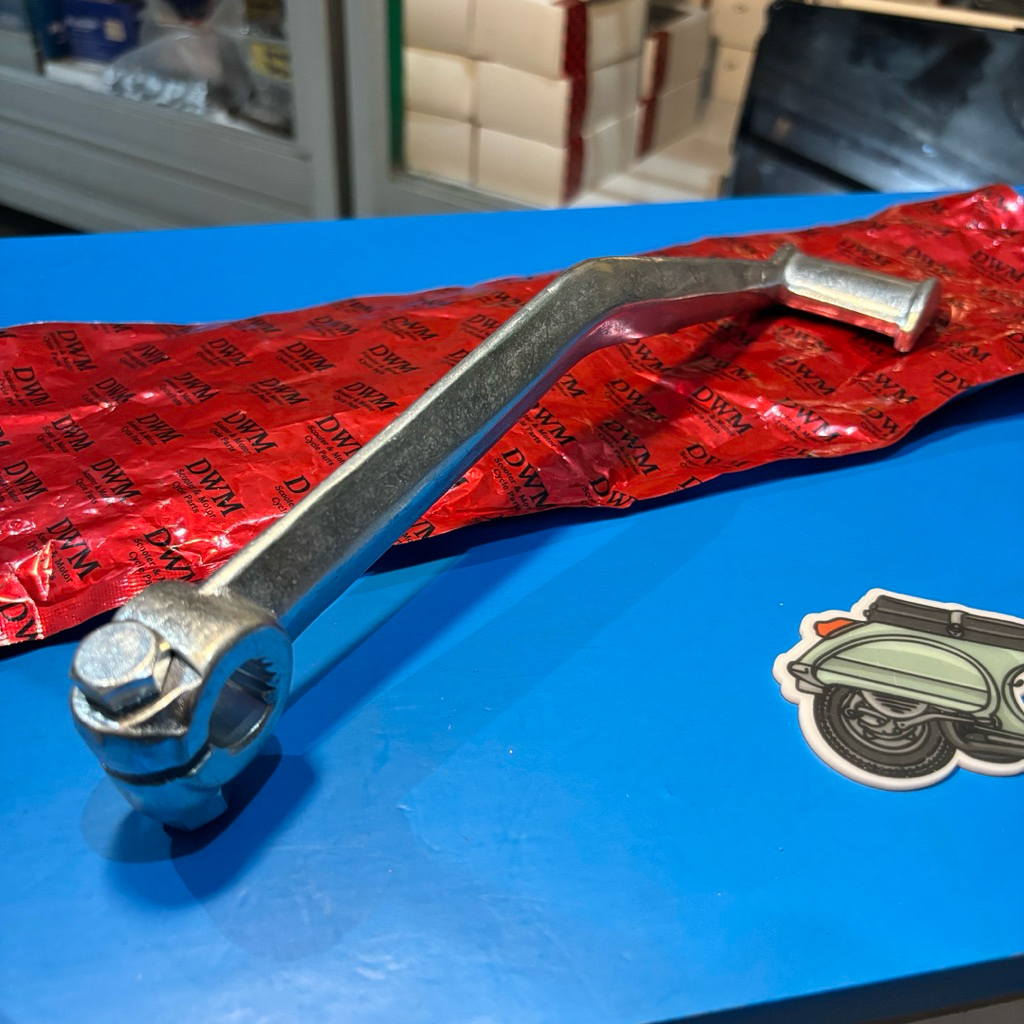 KICK STARTER SELAHAN VESPA PX EXCEL PXE