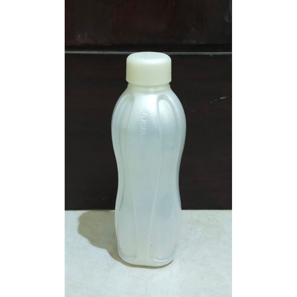 Eco Bottle 500ml Gold / Pearl Tupperware