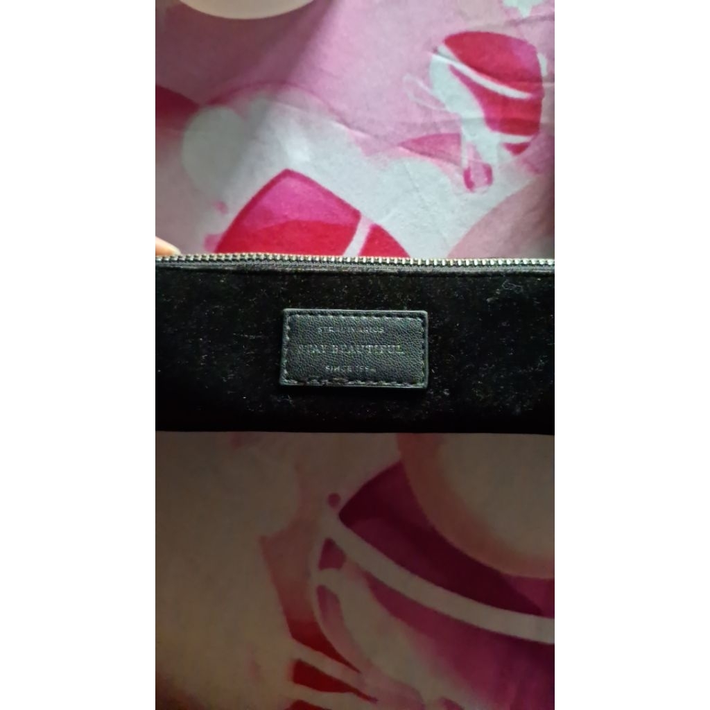 

tempat pensil