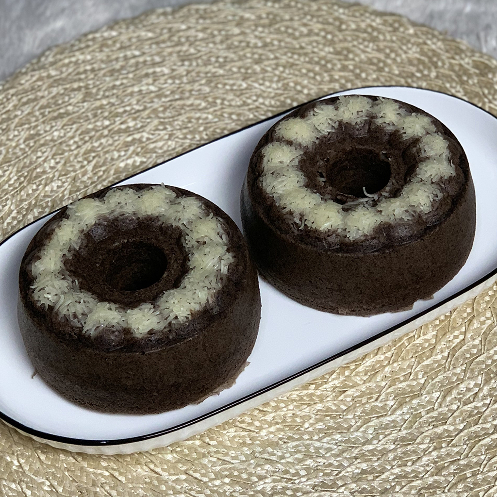 Bolu Ketan Hitam Keju Lumer Premium Butter uk 13/16/20/24 cm Homemade By Ramachef