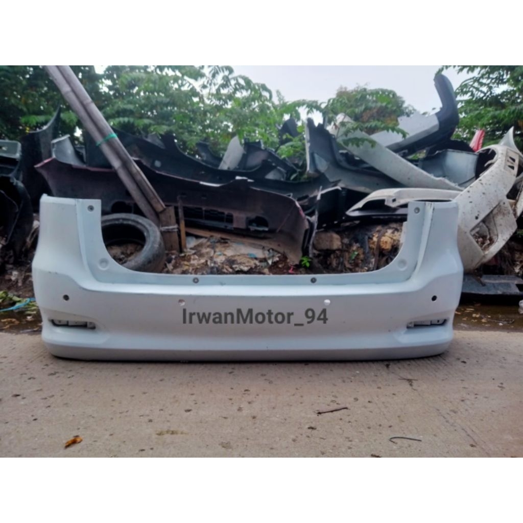 Bemper belakang Suzuki Ertiga 2012 2017