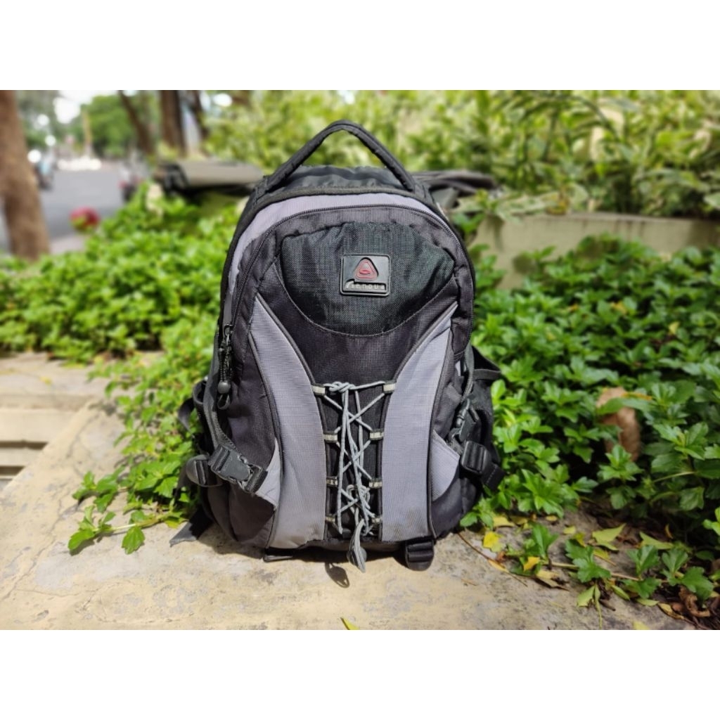 TAS RANSEL PRIA OUTDOOR GENOVA ORIGINAL UKURAN AGAK KECIL-KONDISI BEKAS