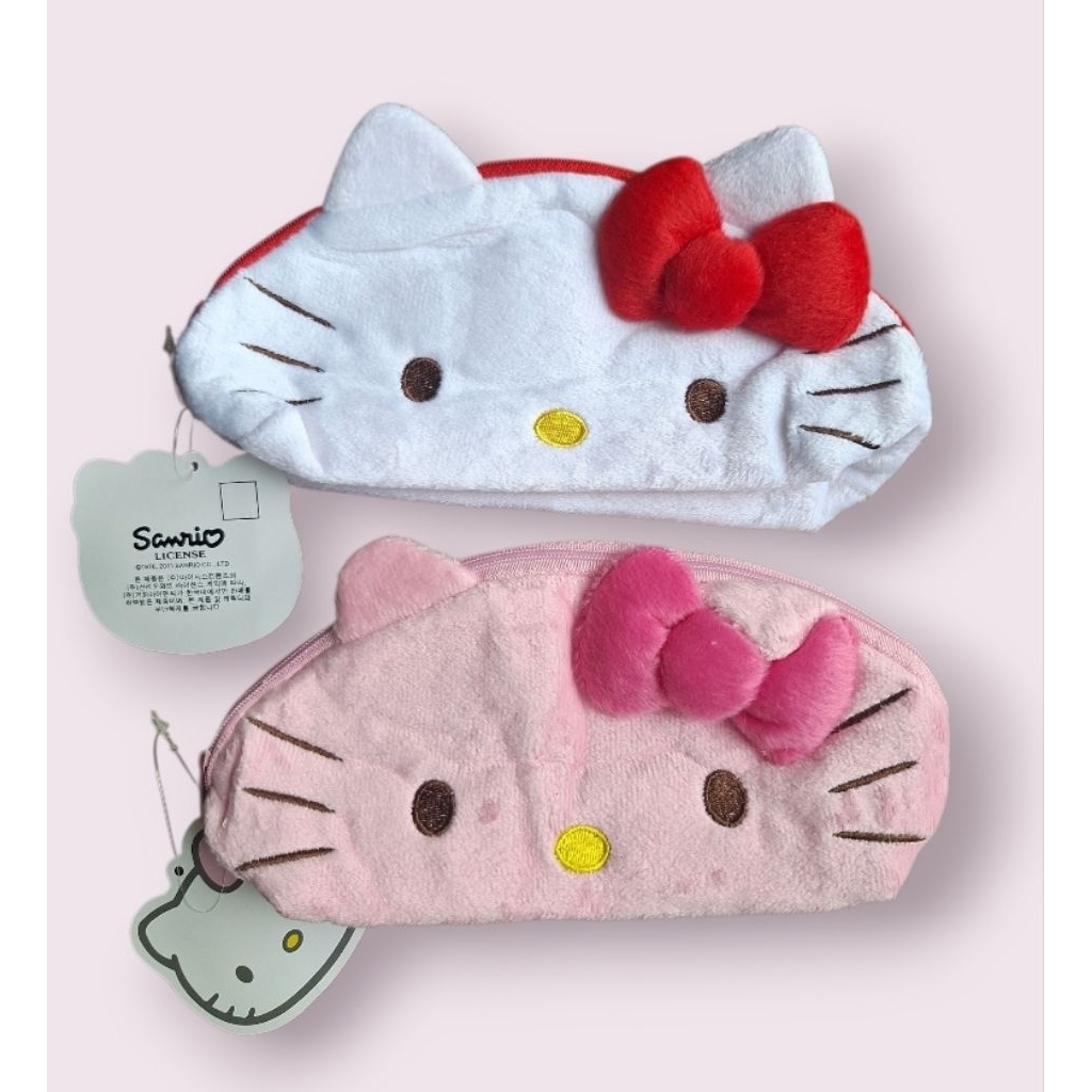 

Tempat pencil/Cosmetik Bahan bulu halus /Tempat Pencil/ Cosmetik plastik Hello Kitty Ori