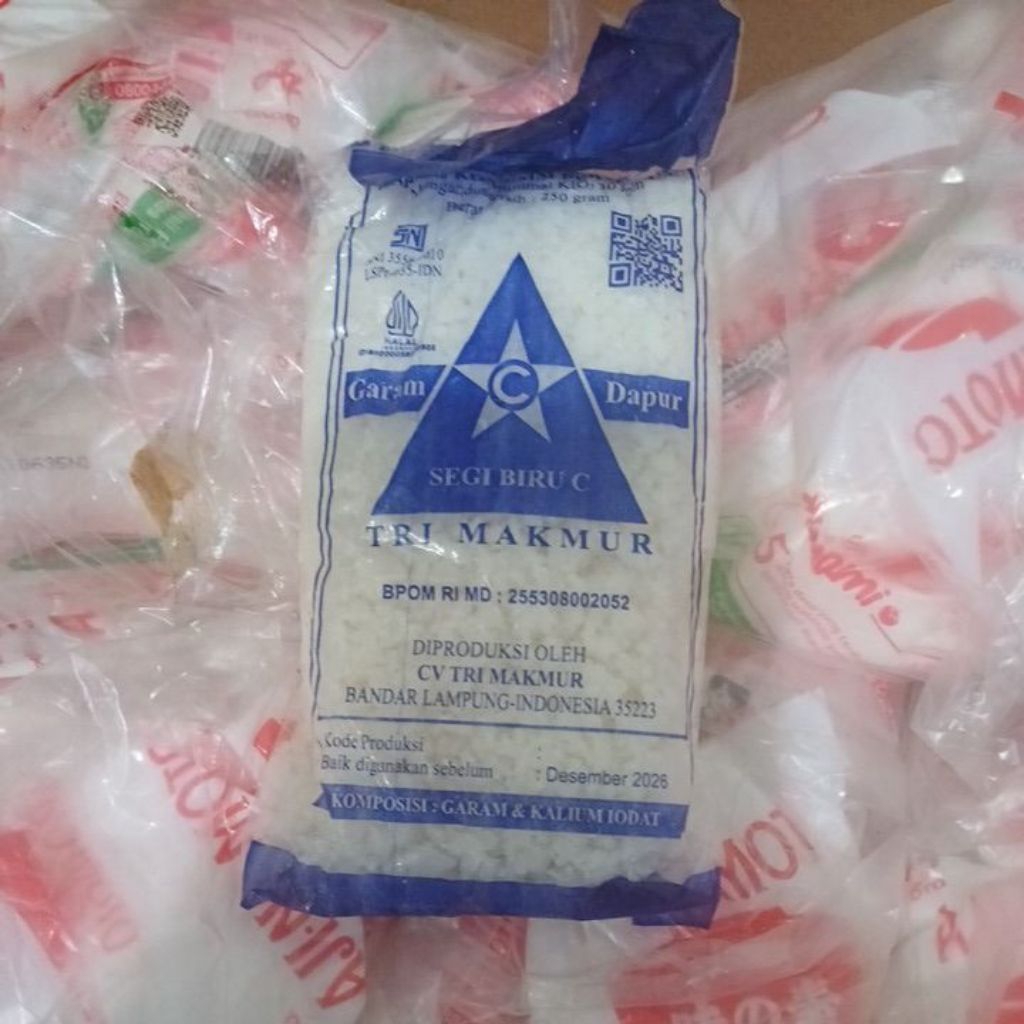 

garam segi biru c tri makmur 250gr