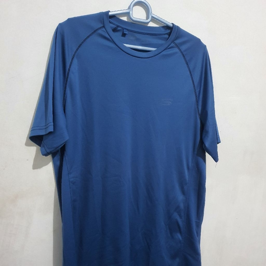 Kaos Olahraga Skechers size XL