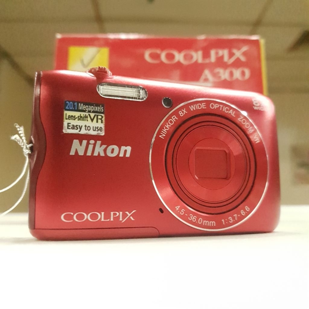 Kamera Nikon Coolpix A300 WIFI