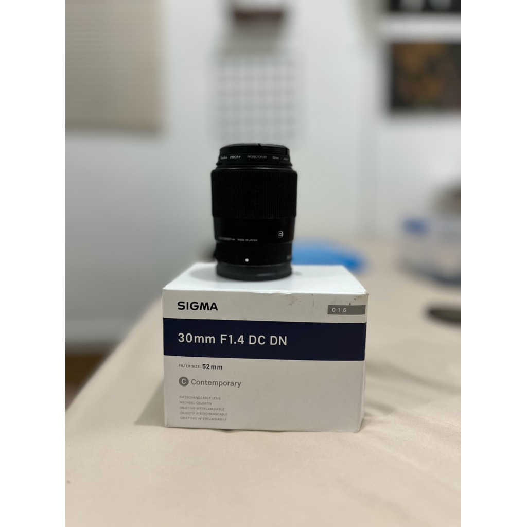 Sigma 30mm f/1.4 DC DN (Sony E-Mount) – Second Like New