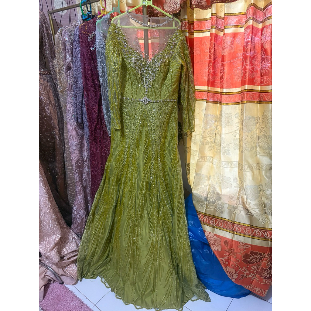 baju pengantin preloved