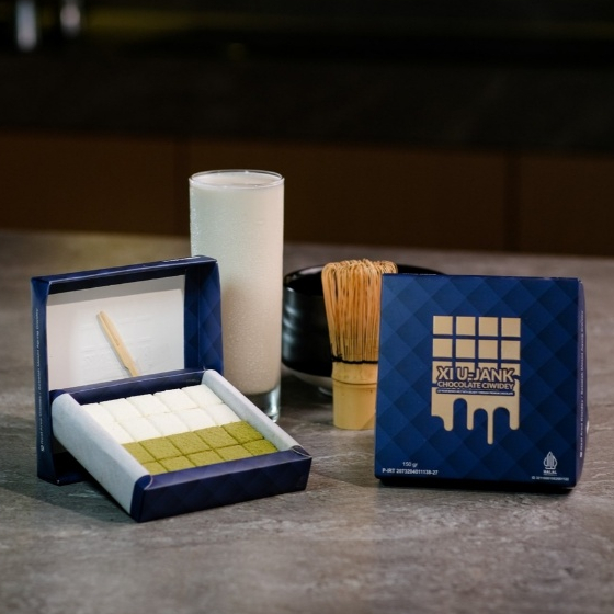 

Ygshop17 Xiujank Nama Chocolate Mix Matcha & White