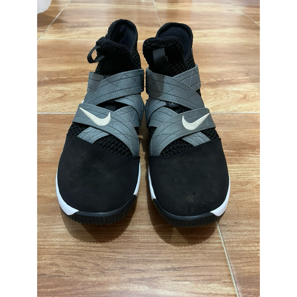 Nike LeBron Soldier 12 SFG Original Size 11 - Mulus 2x Pakai + Box