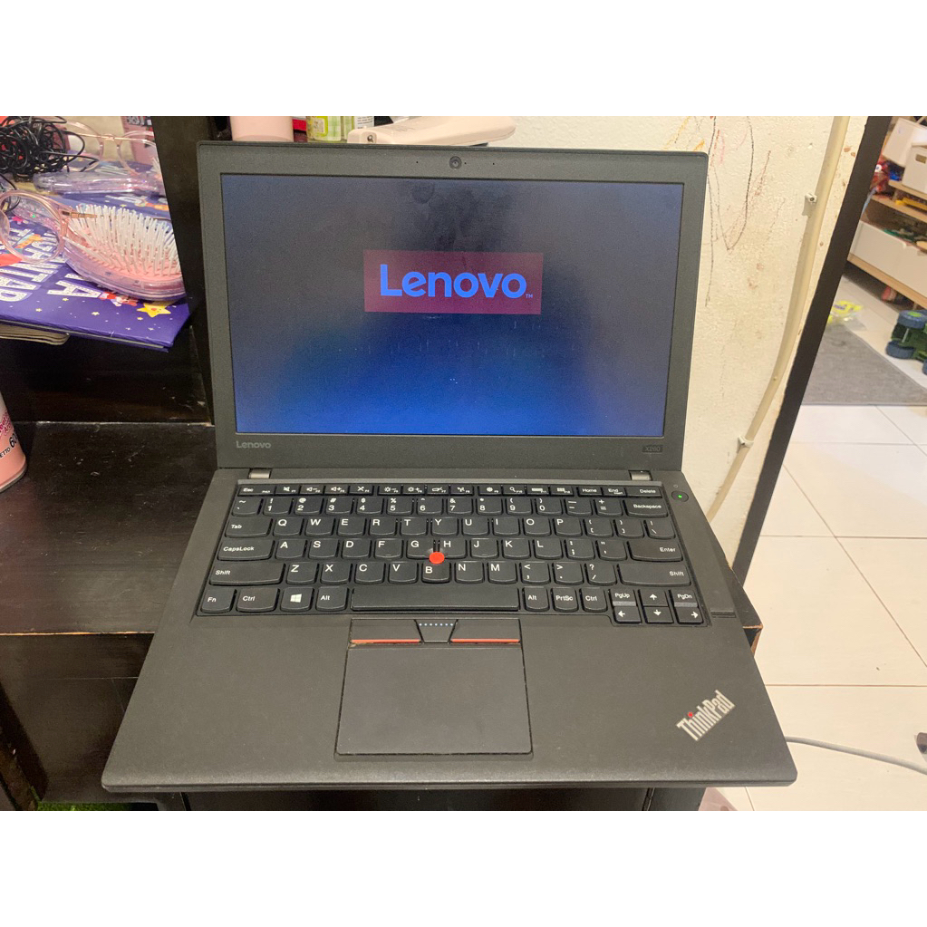 Lenovo Thinkpad x260 core i7 gen 6 ram 8gb ssd 512