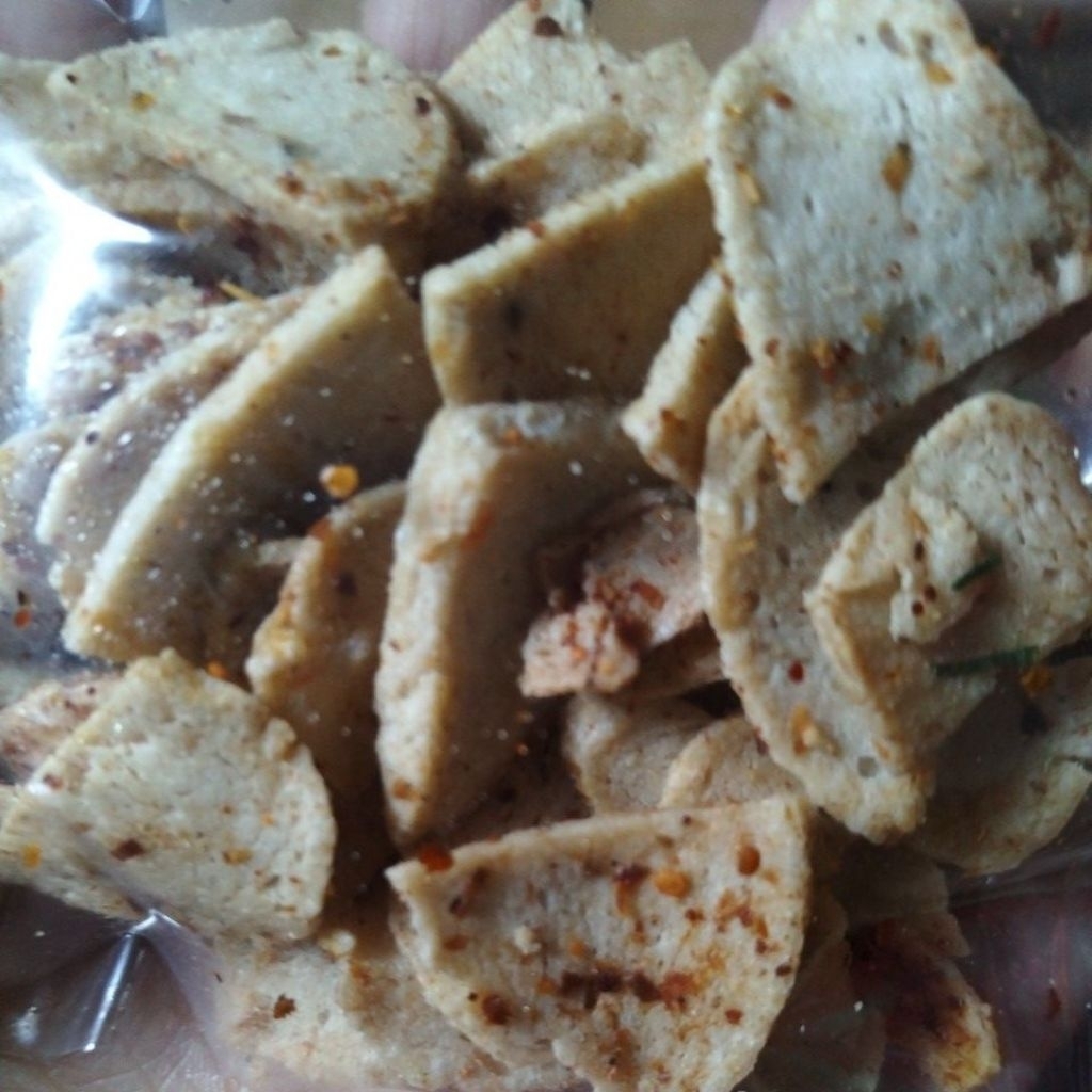 

basreng pedas daun jeruk bakso goreng crispy 250 gr