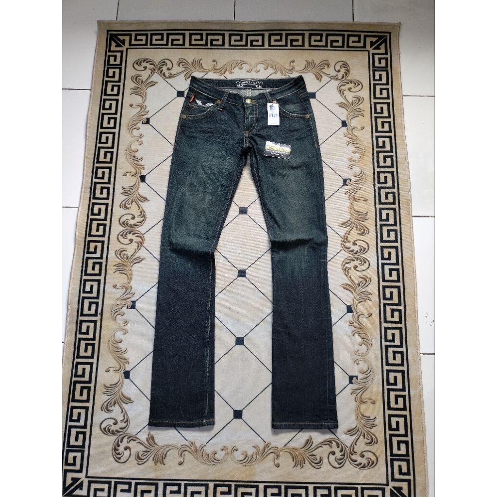 ROBIN'S JEAN