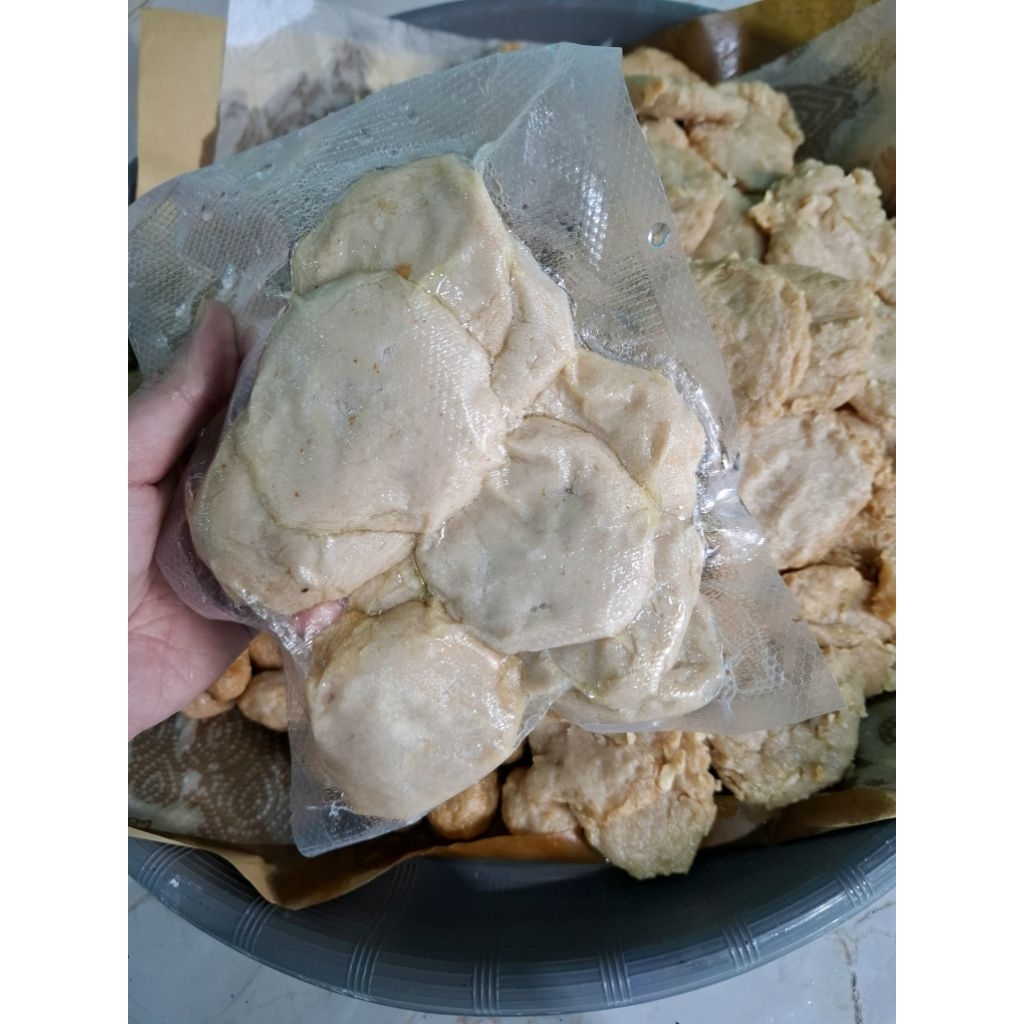 

SATE EMPIANG IKAN TENGGIRI ISI 10 PCS KENYAL DAN LEMBUT