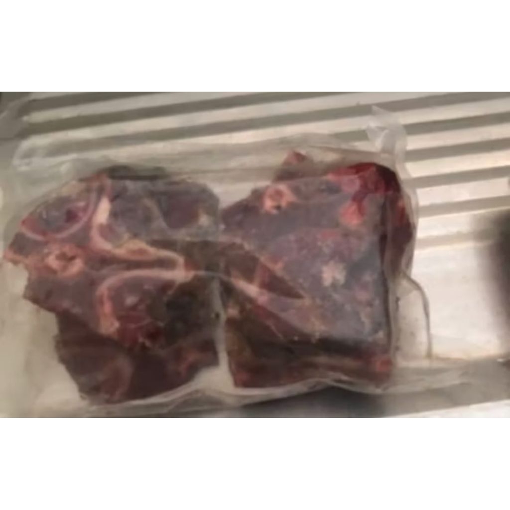 

tulang leher sapi ( iga gondrong ) 1kg