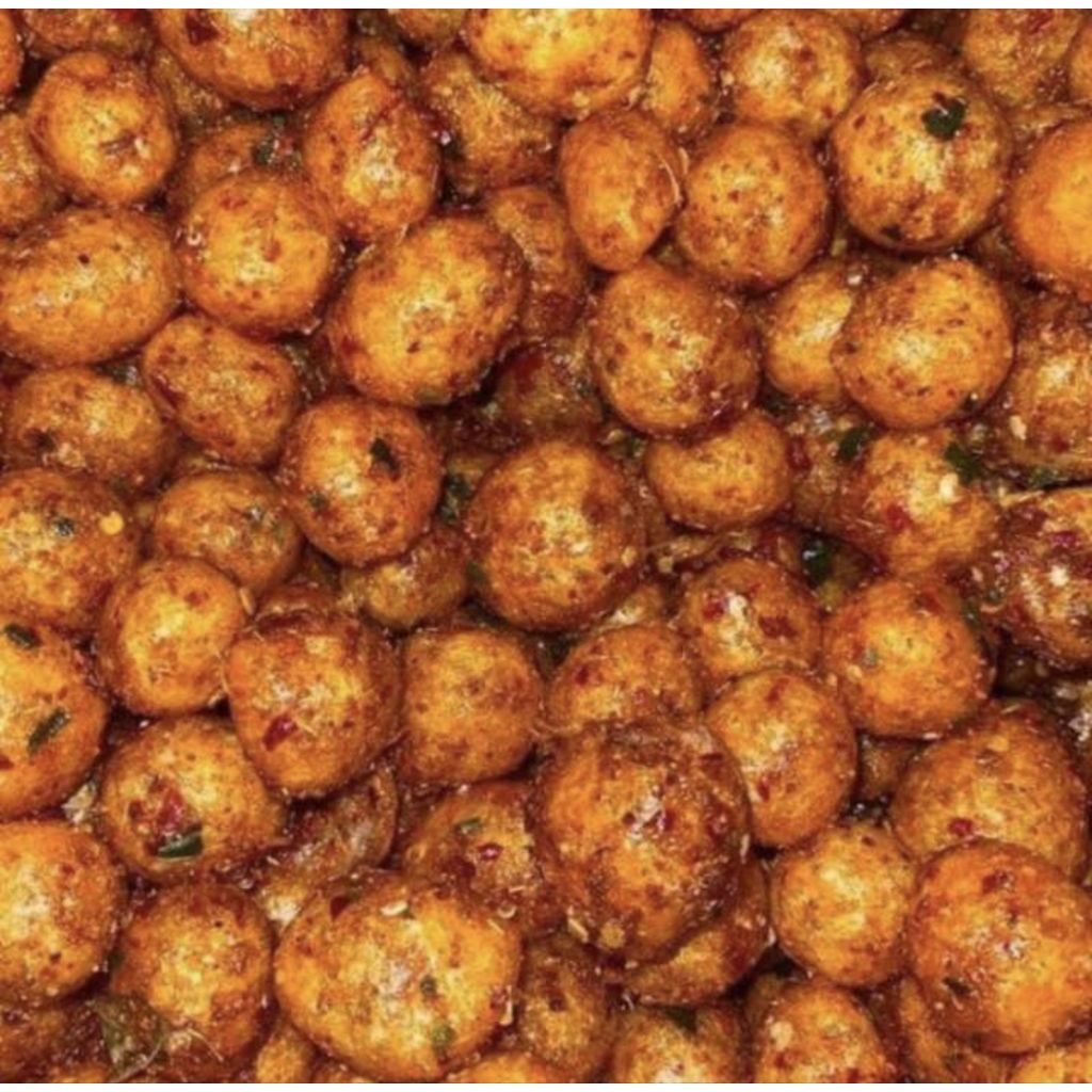 

Cimol pedas gurih, nagih bikin ngiler dengan banyak varian rasa dengan kapasitas kecil dan standar