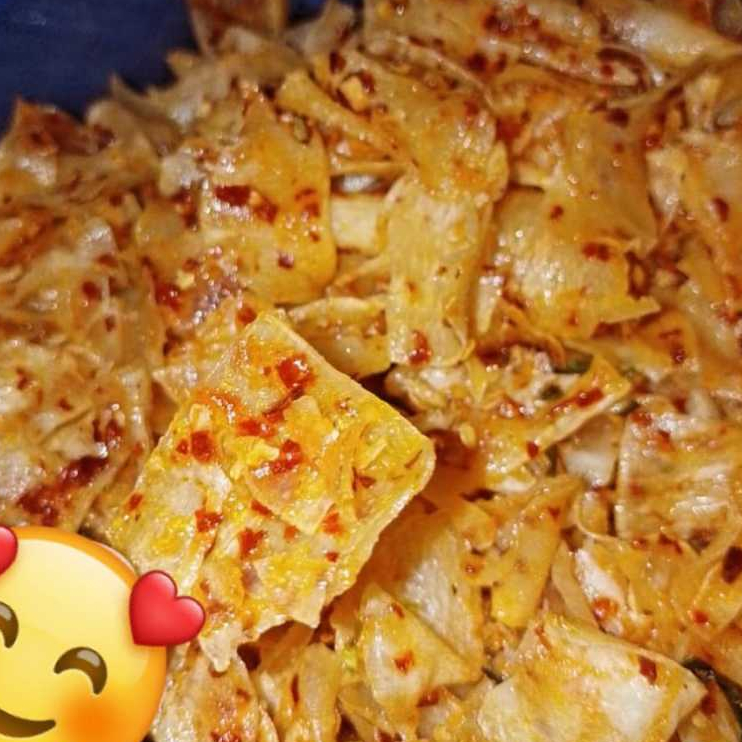 

Keripik Singkong 500gram Renyah Pedas Chili Oil Daun Jeruk // Kripset Pedas Daun Jeruk Chili Oil