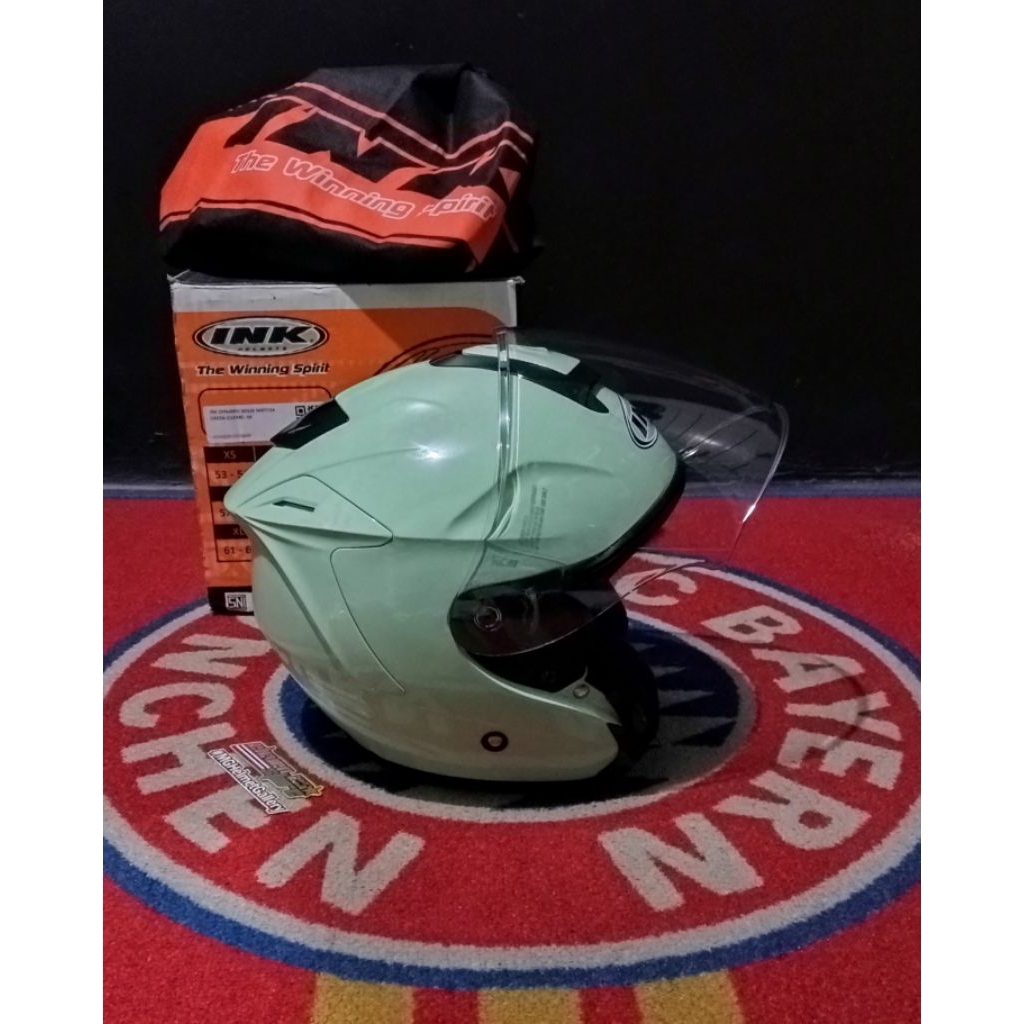 INK dynamic green matcha size M second like new