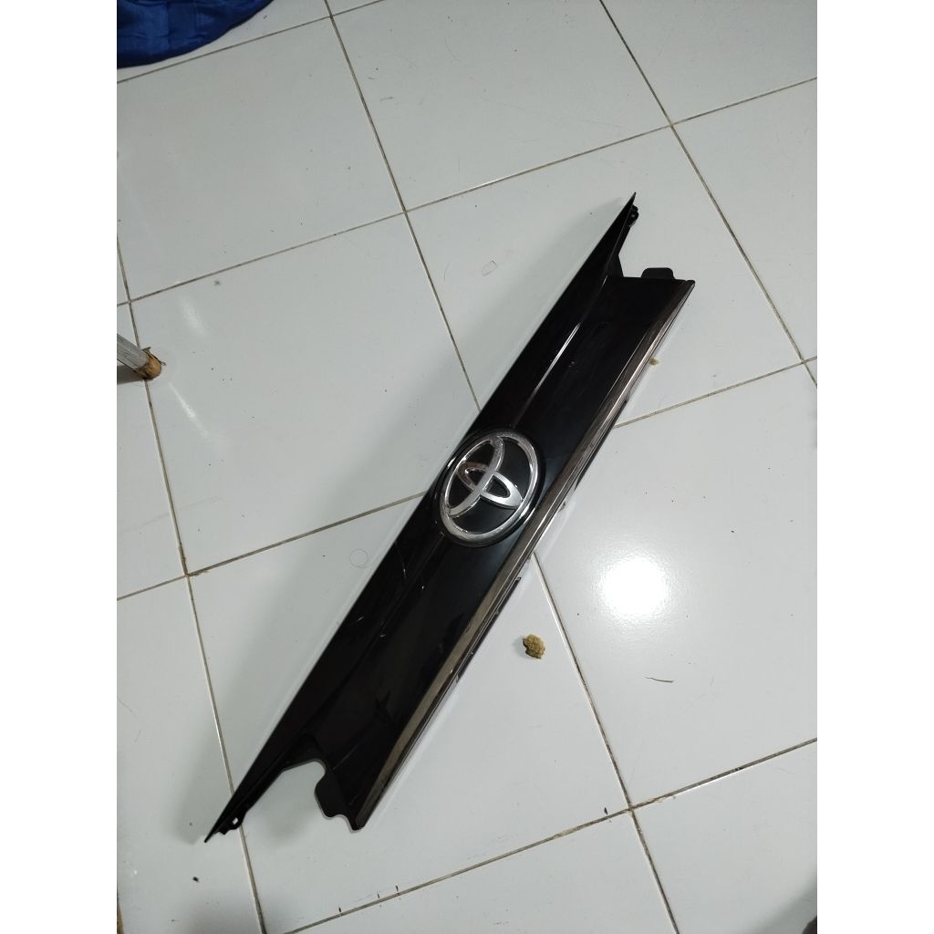 trunklid Innova Venturer
