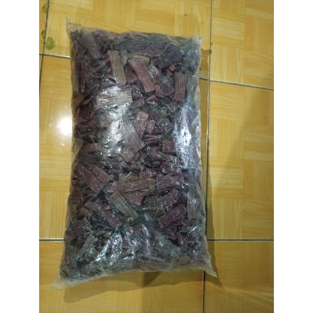 

Kerupuk Asbes 1bal berat 5kg bisa COD