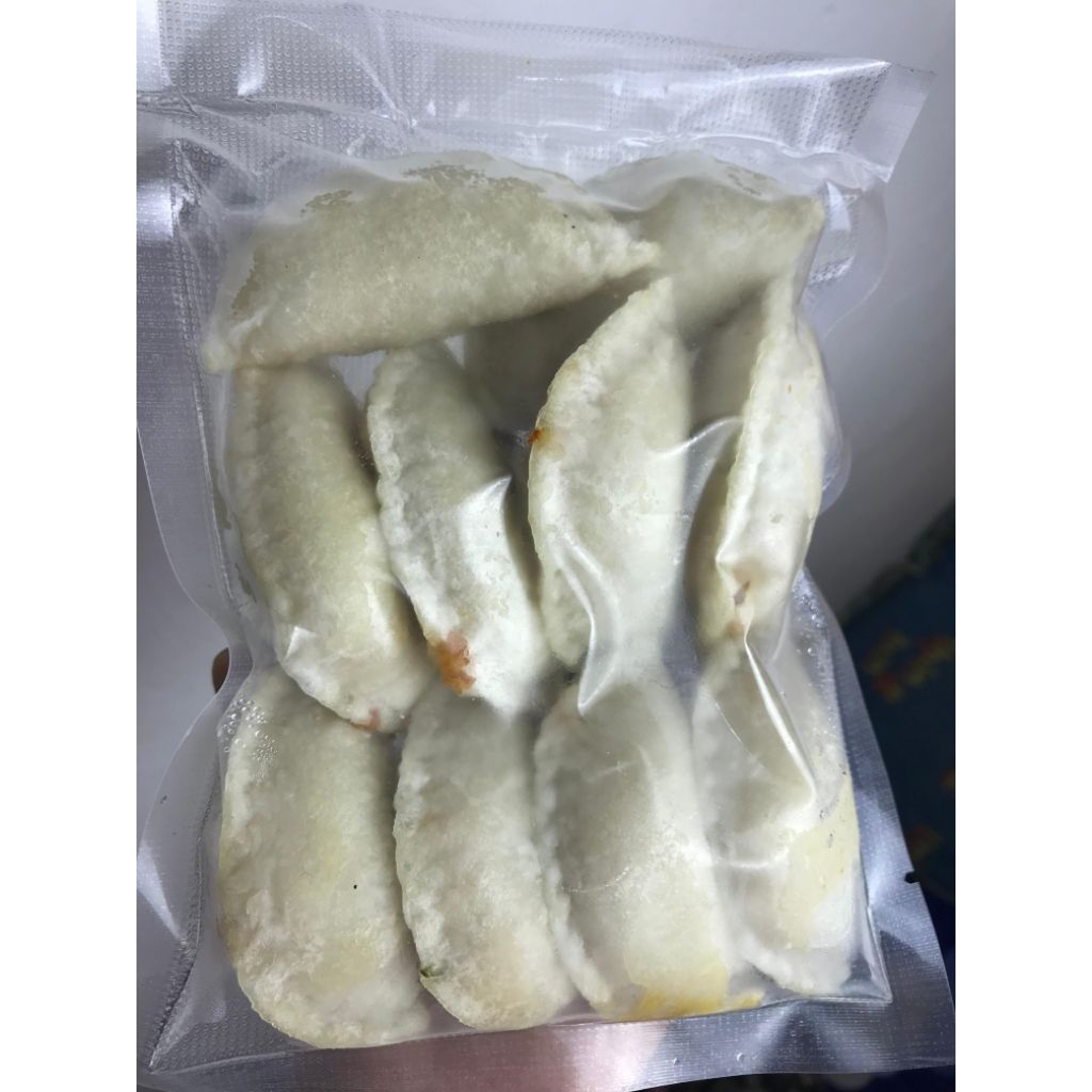 

Cireng isi ayam suir daun jeruk