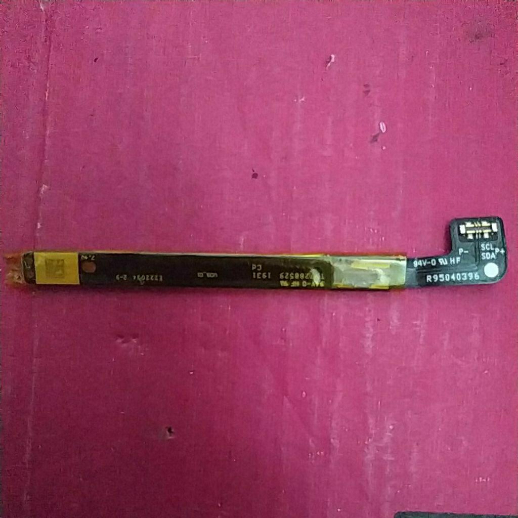 PAPAN PCB KONEKTOR CAS BEKAS REALME 5 PRO BLP731