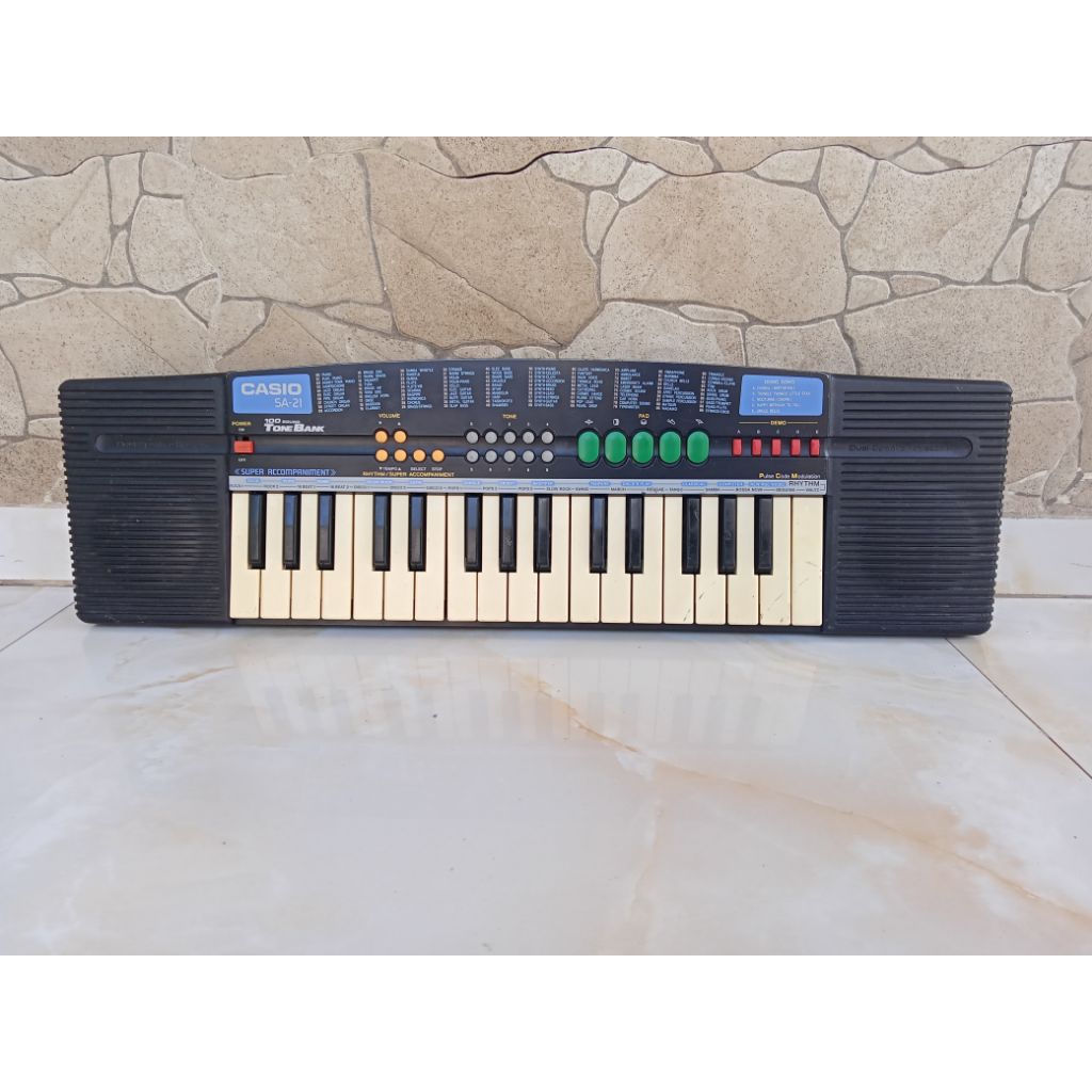 Piano CASIO SA21