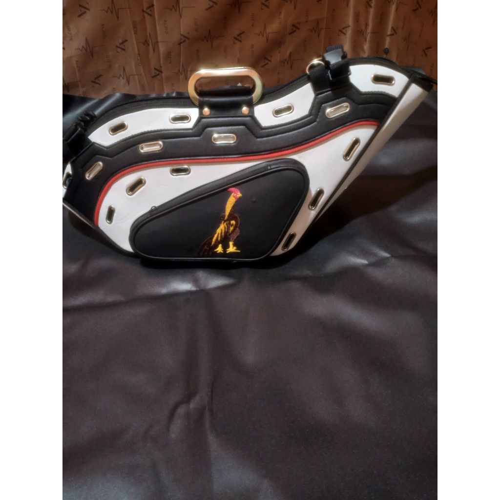 TAS AYAM BANGKOK SULTAN ASLI 100%.bisa riques nama logo farm dan ukuran .