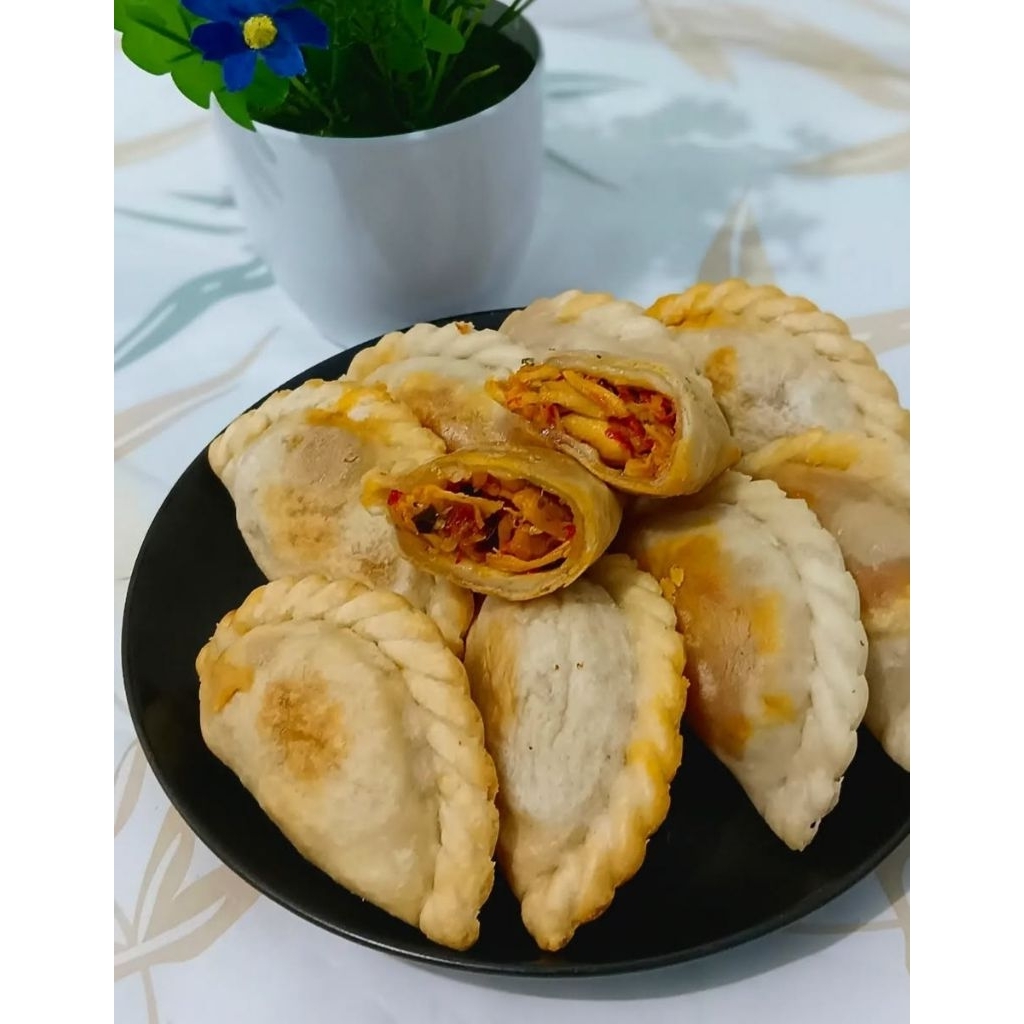 

Cireng isi ayam suir pedas