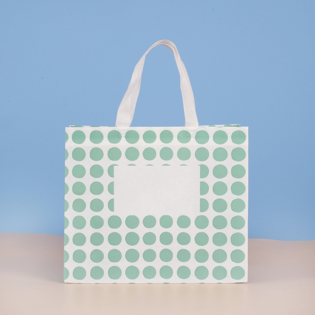 

【Ready Stok Kirim Cepat】Tas Spunbond/ Tas Souvenir/Tas Belanja/Tas Koper/Bingkisan Hadiah/Hampers/Goodie bag/ Utk Nikahan Acara Sekolah Ulang Tahun/Warna-warni/Berkualitas/Premium/Grosir/Murah/Bisa Sablon Nama/logo