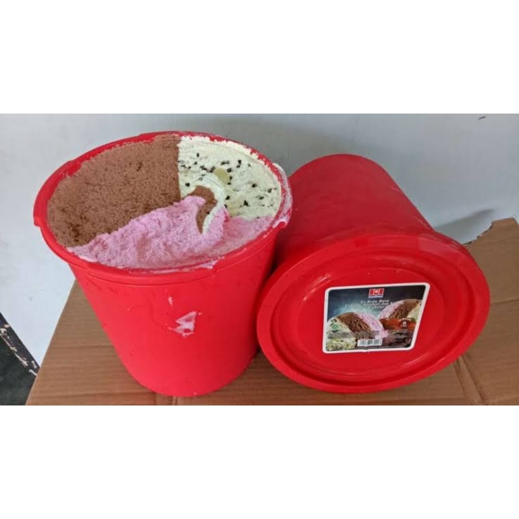 

Es Krim Diamond 8 Liter Rasa Neapolitan choco chip