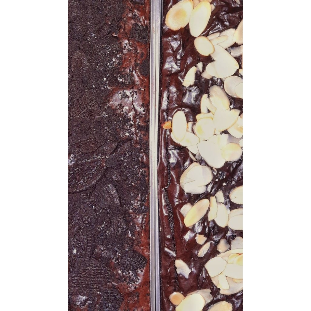 

FUDGY BROWNIES & COOKIE BROW SLICE
