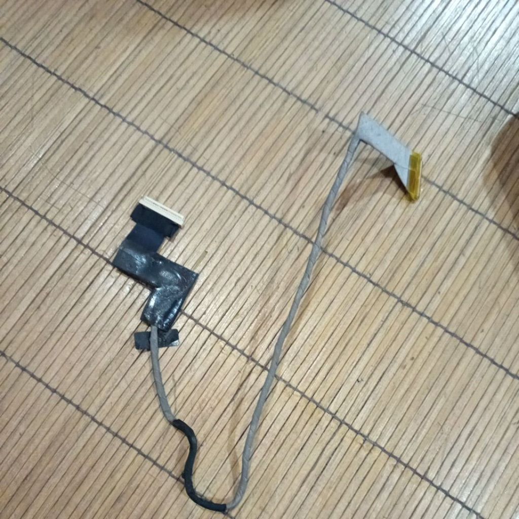 Fleksibel LCD Laptop Toshiba L510