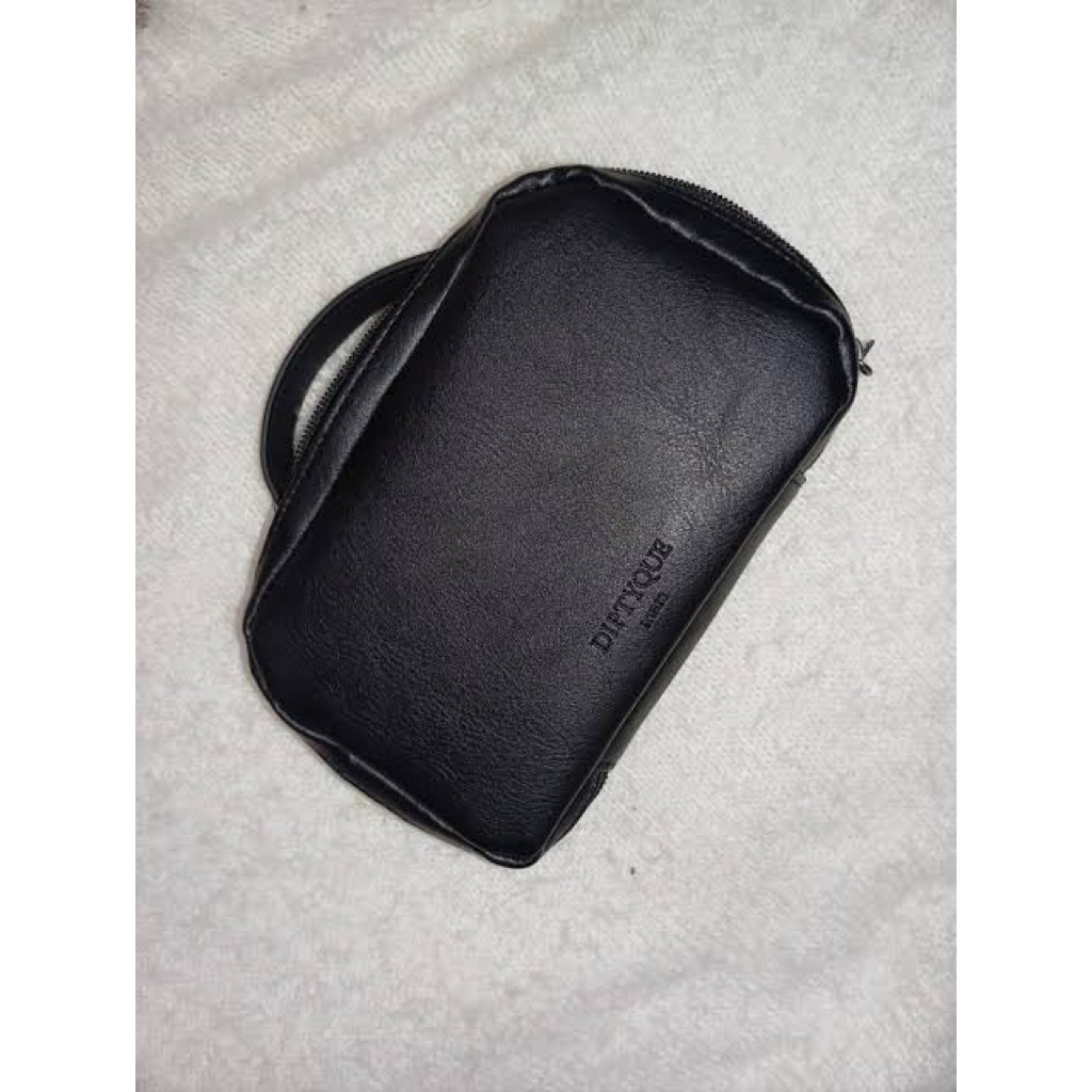 POUCH MAKEUP DIPTYQUE FROM QATAR AIRWAYS