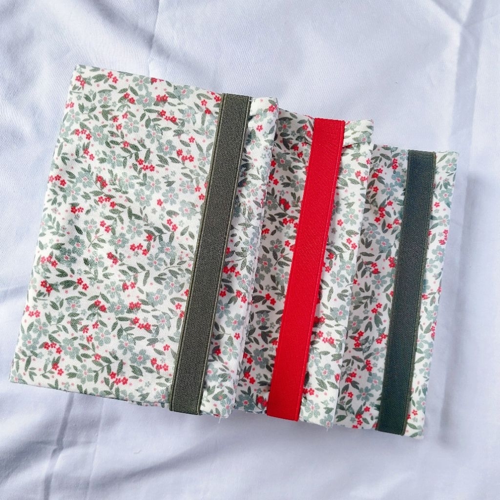 

Book Cover | Sampul Buku Kain | Book Jacket - Motif Flower Fall