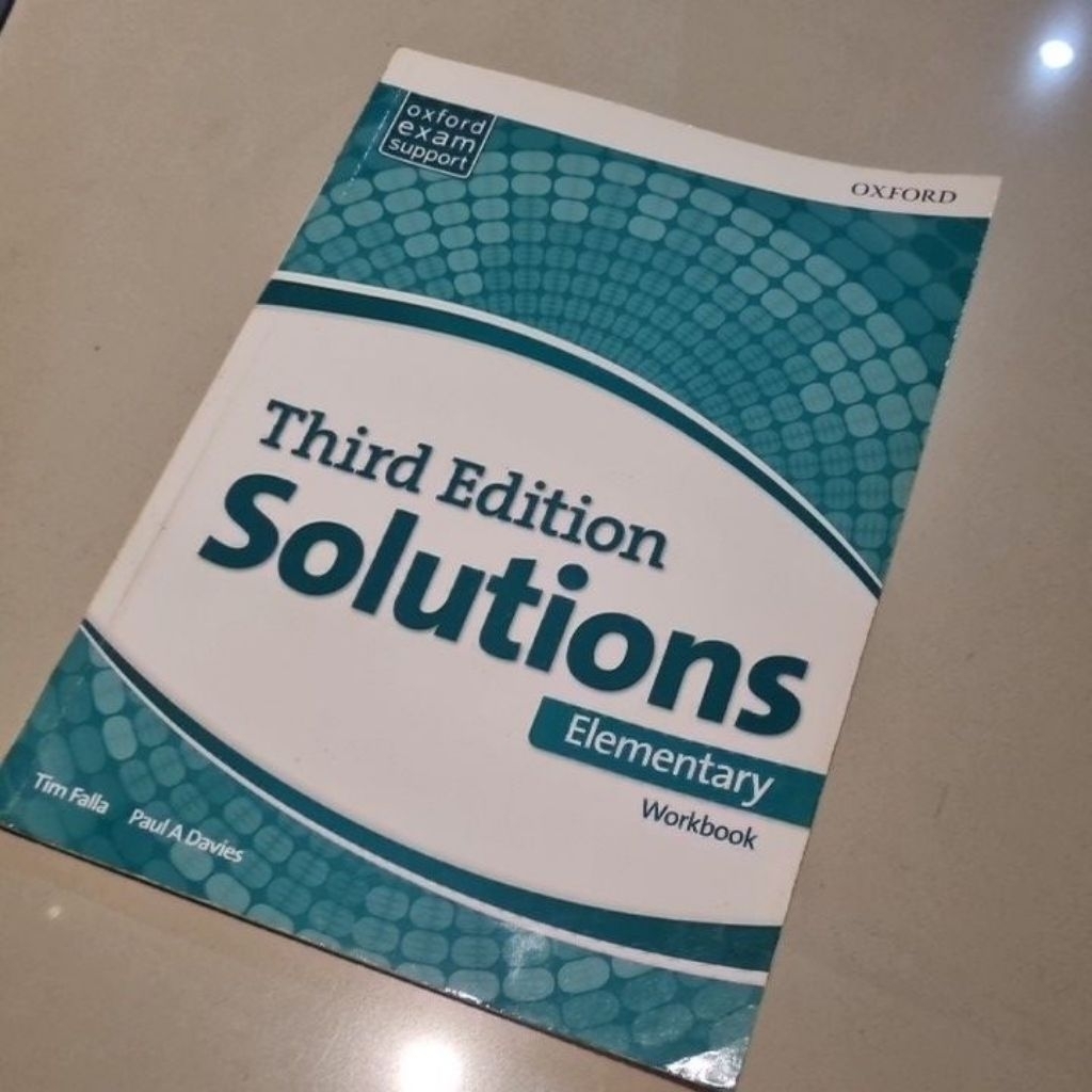 Buku bekas - Third Edition Solutions Elementary Workbook