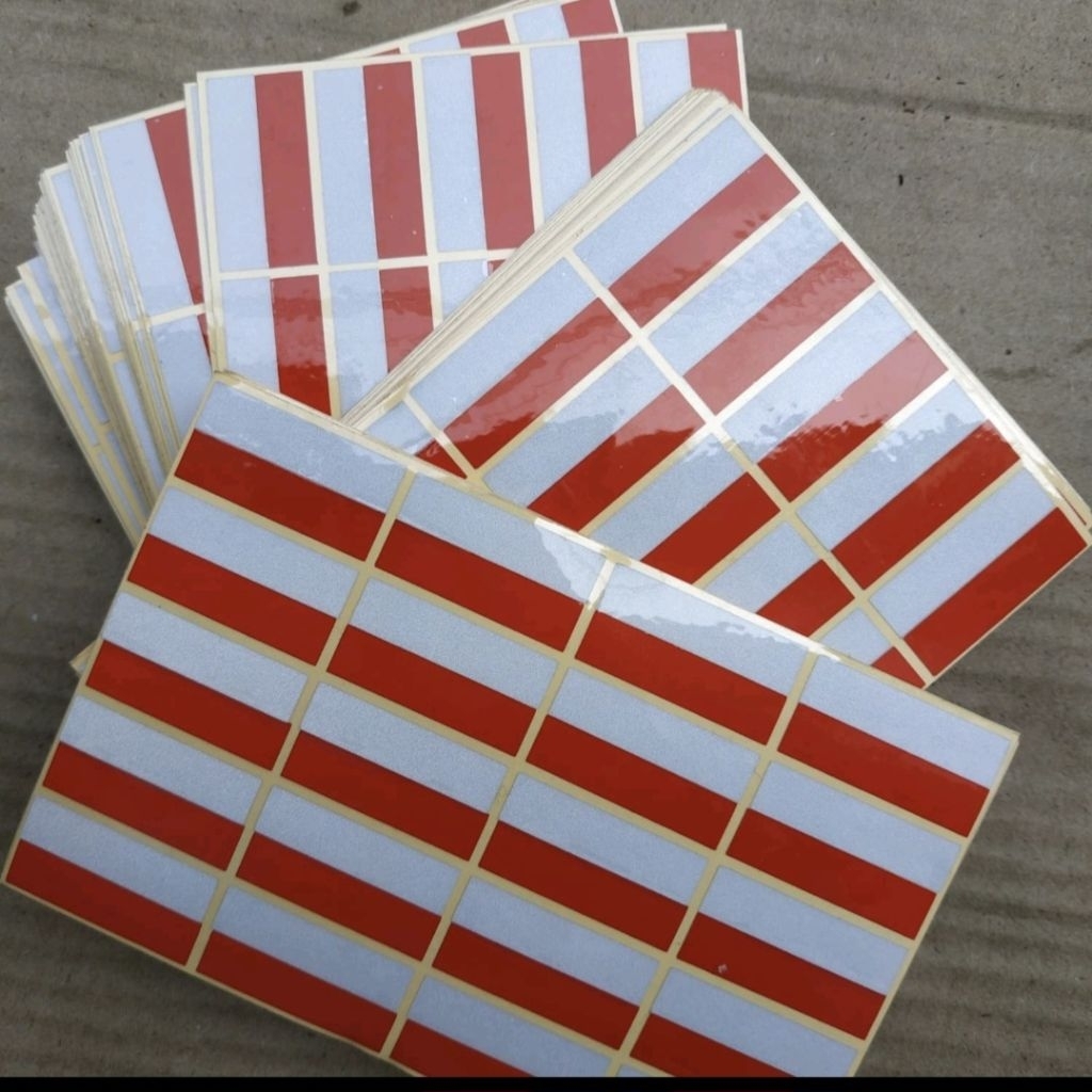 

Stiker Bendera pipi cutting merah putih