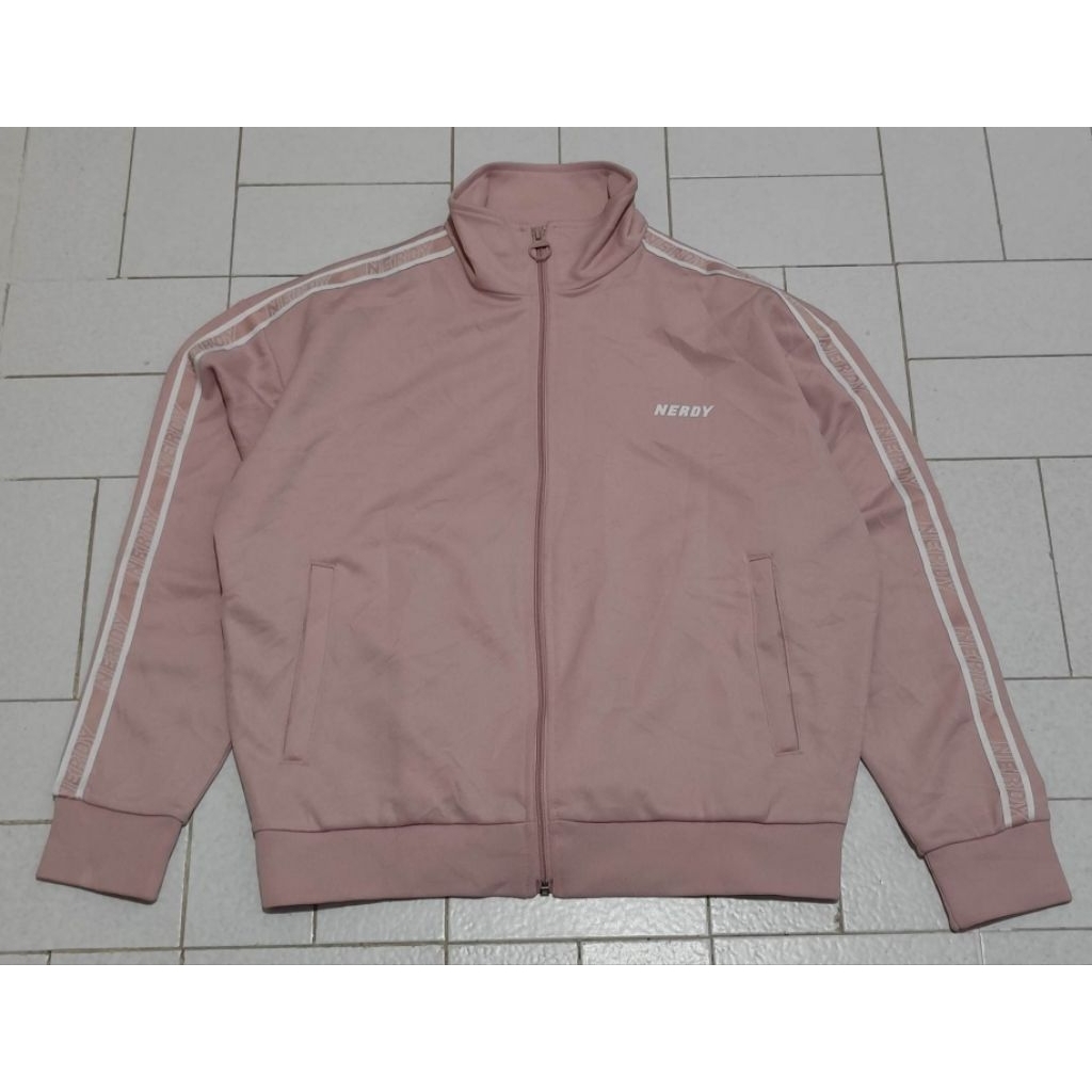 Jaket Sport Running Tracktop Nerdy x Taeyeon Taped Pink
