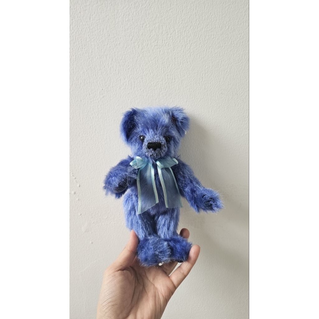 Teddy bear biru putar small