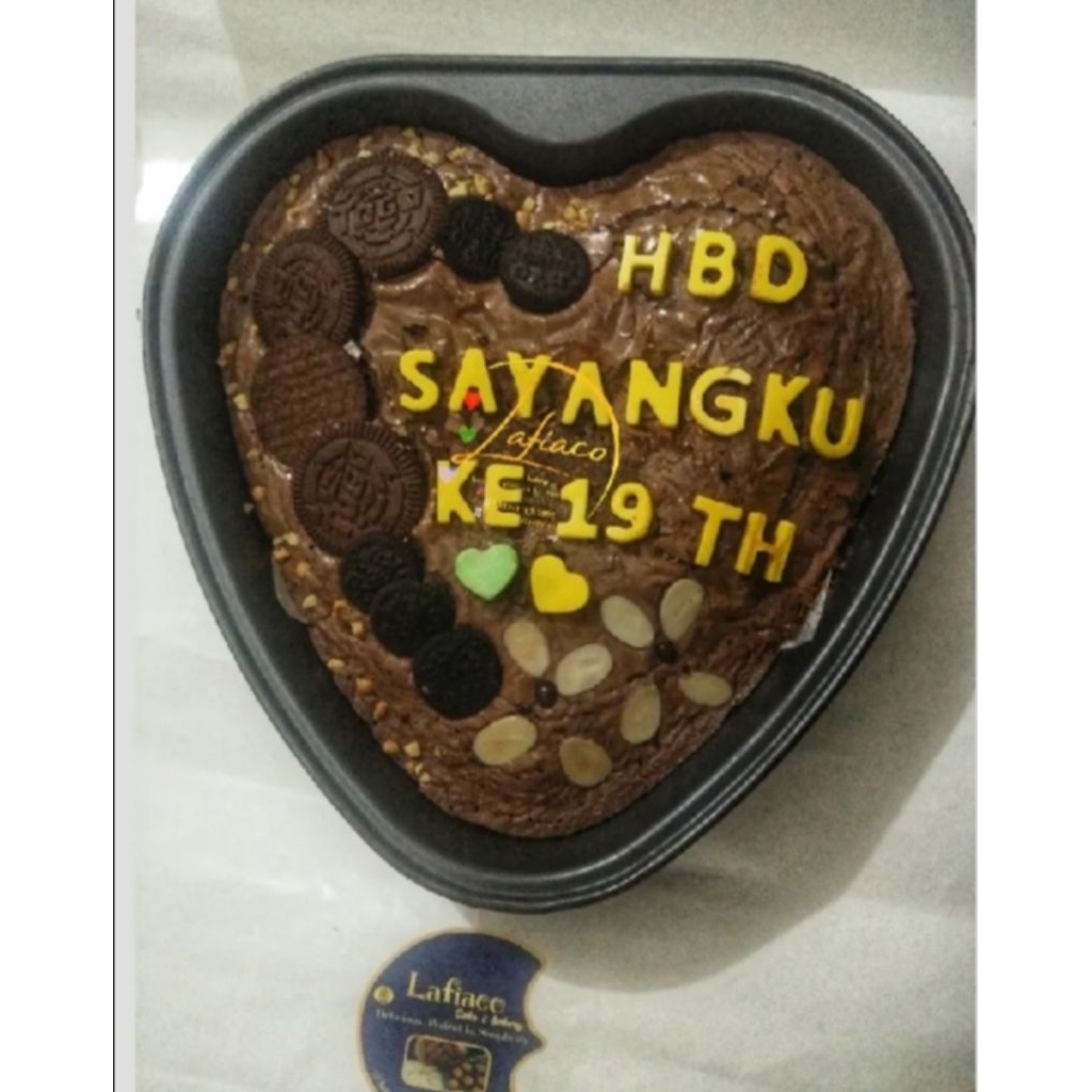 

Brownies Panggang Love uk jumbo