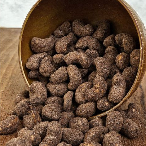 

Amood Roasted Cashew (Mete Panggang) Honey Butter, Chocolate, Garlic & Spicy 150gr