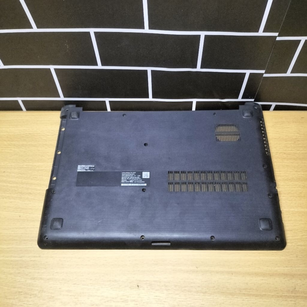 Kesing Case Casing Bottom Bawah Laptop Lenovo Ideapad 110-14ast